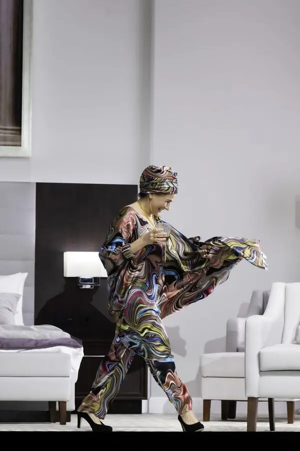 Auch diesmal in einer eigenen Suite: Cecilia Bartoli letztes Jahr als Arachne in „Hotel Metamorphosis“.