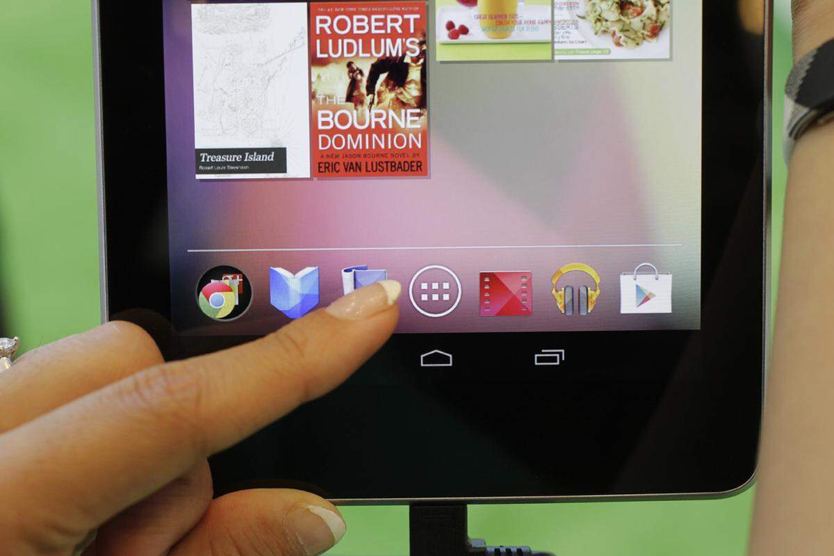 Als erstes Gerät wird das Nexus 7 standardmäßig mit dem Chrome-Browser ausgeliefert. Bisher war dieser nur als Betaversion als separater Download im Play Store verfügbar.