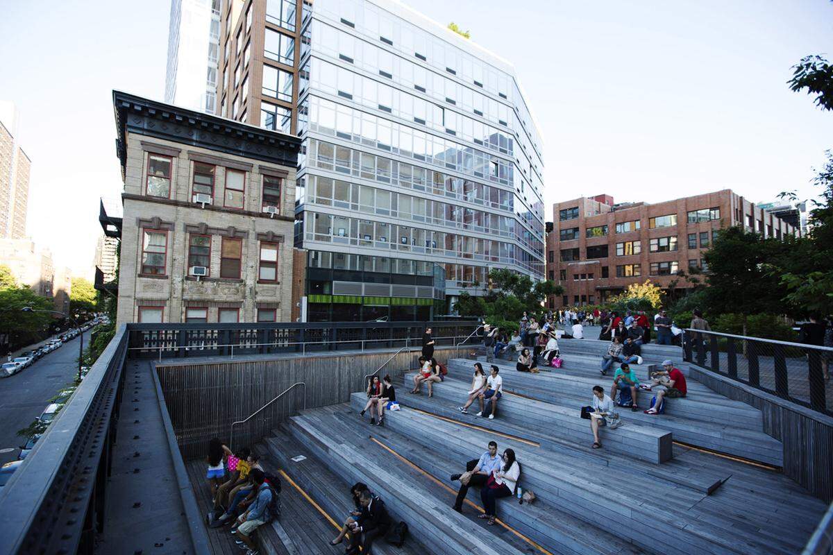Die zum Park ausgebaute Hochbahntrasse High Line in New York ist wieder ein paar Meter gewachsen.