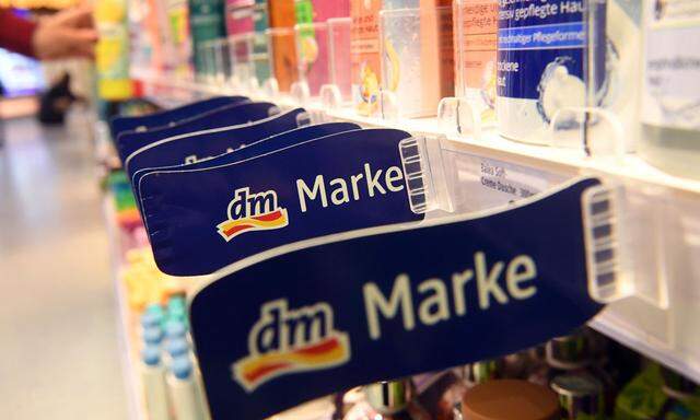 Jahres-Pk dm Drogeriemarkt