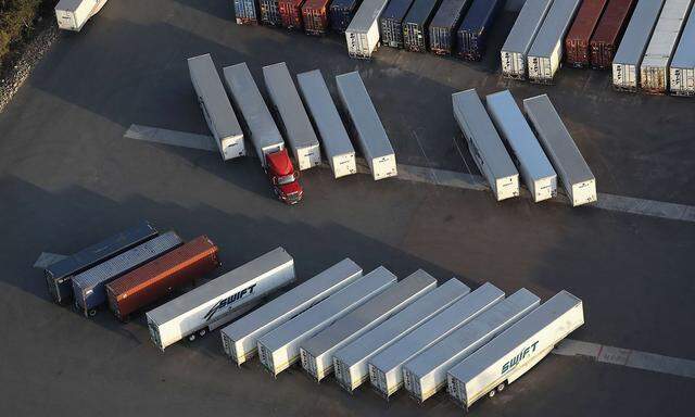 US-AERIAL-VIEWS-OF-U.S.---MEXICO-BORDER