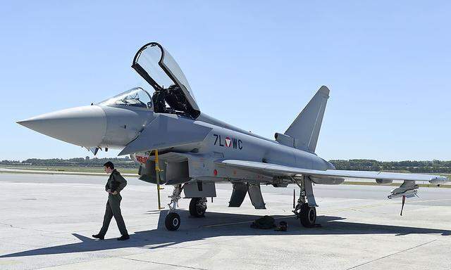 Darabos: Eurofighter-Deal brachte "größte Ersparnis"
