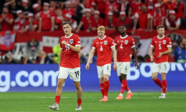 Österreich unterliegt Turnierfavorit Frankreich mit 0:1. „Die Enttäuschung ist groß“, sagt Teamchef Ralf Rangnick.