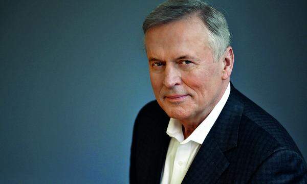 John Grisham schreibt fast jedes Jahr ein neues Buch, liebt Baseball und ist ein Kritiker von Donald Trump. 