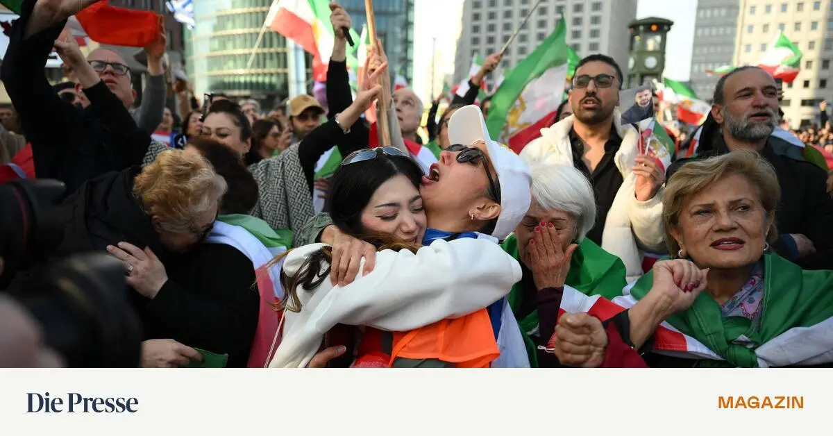Der-Kampf-der-Frauen-im-Iran-Wir-glauben-an-unsere-eigene-St-rke-premium-