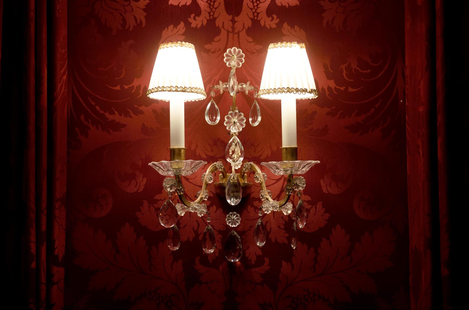 Inflacija v Avstriji oktobra ostala visoka, cene energije in gostinstva še naprej rasle