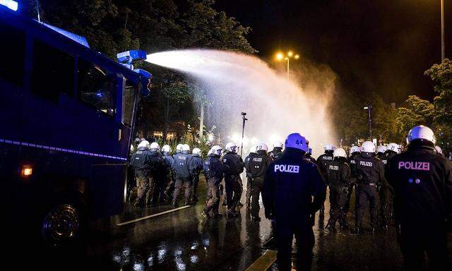 Die Polizei muss nach dem Einsatz beim G20-Gipfel Kritik einstecken.