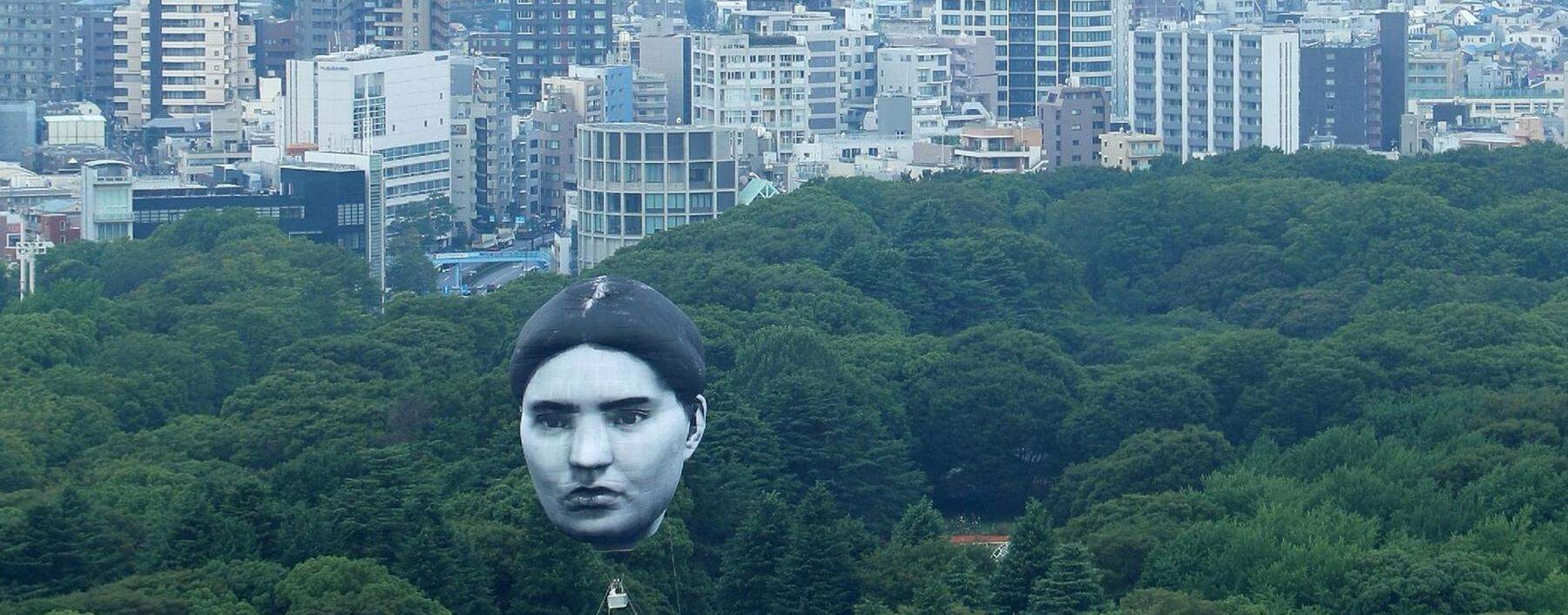 Der Heißluftballon über Tokio ist Teil des Kunstprojekts Masayume – japanisch für einen Traum, der wahr wird.