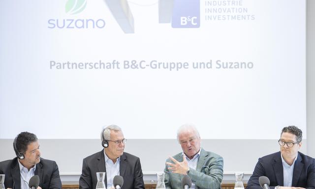 Suzano übernimmt 15 Prozent an Lenzing und sei ein „gewaltiger Konzern“, sagte B&C-Stiftungschef Wolfgang Hofer.