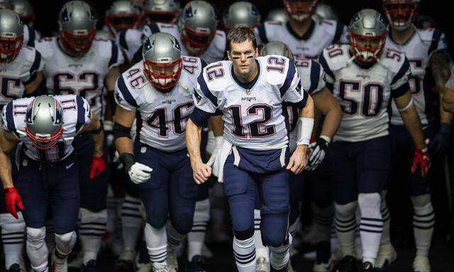 Kein Team konnte die New England Patriots und Quarterback Tom Brady (12) bisher stoppen.