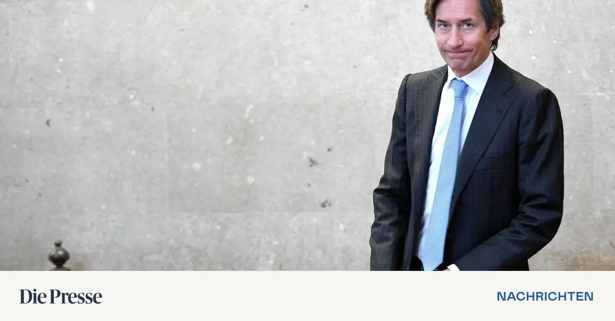 Grasser-und-die-Fu-fessel-Wir-warten-st-ndlich-darauf-premium-