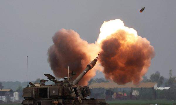 Ein israelischer Panzer im Einsatz im Süden Gazas.