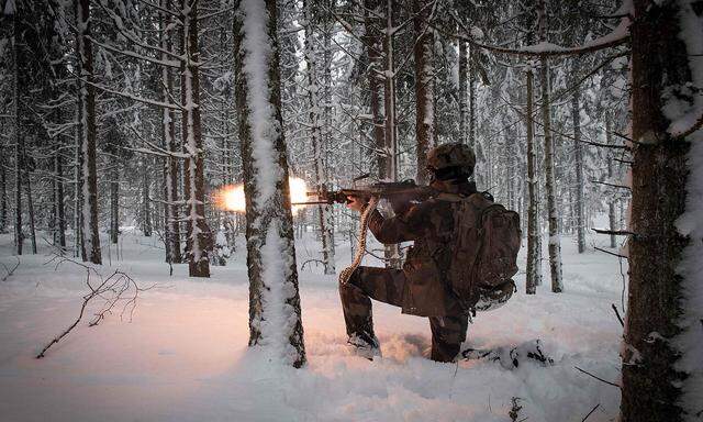 Ein französischer Soldat während einer Nato-Truppenübung in Estland.