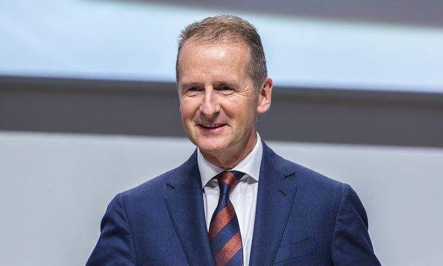 Dr. Herbert Diess (Vorstandsvorsitzender VW AG) auf derm VW Hauptversammlung im City Cube am 14.05.2019 in Berlin *** D