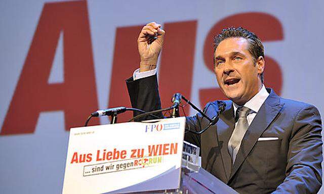 Archivbild: FPÖ-Obmann Strache am Landesparteitag der Freiheitlichen Partei