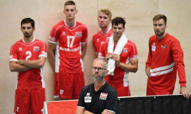 Für Österreichs Volleyballer läuft der Countdown zur EM.