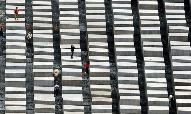 FILE GERMANY HOLOCAUST MEMORIAL ANNIVERSARY