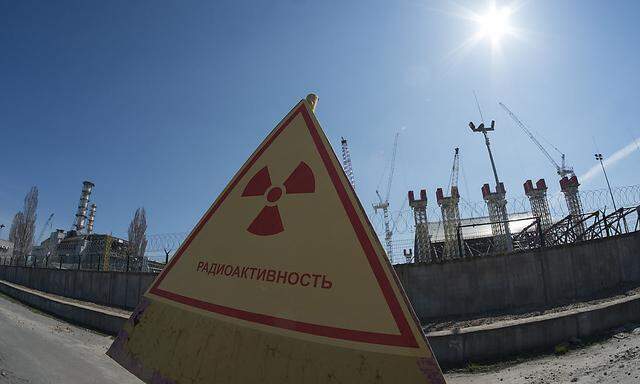Ein Warnschild im AKW Tschernobyl.