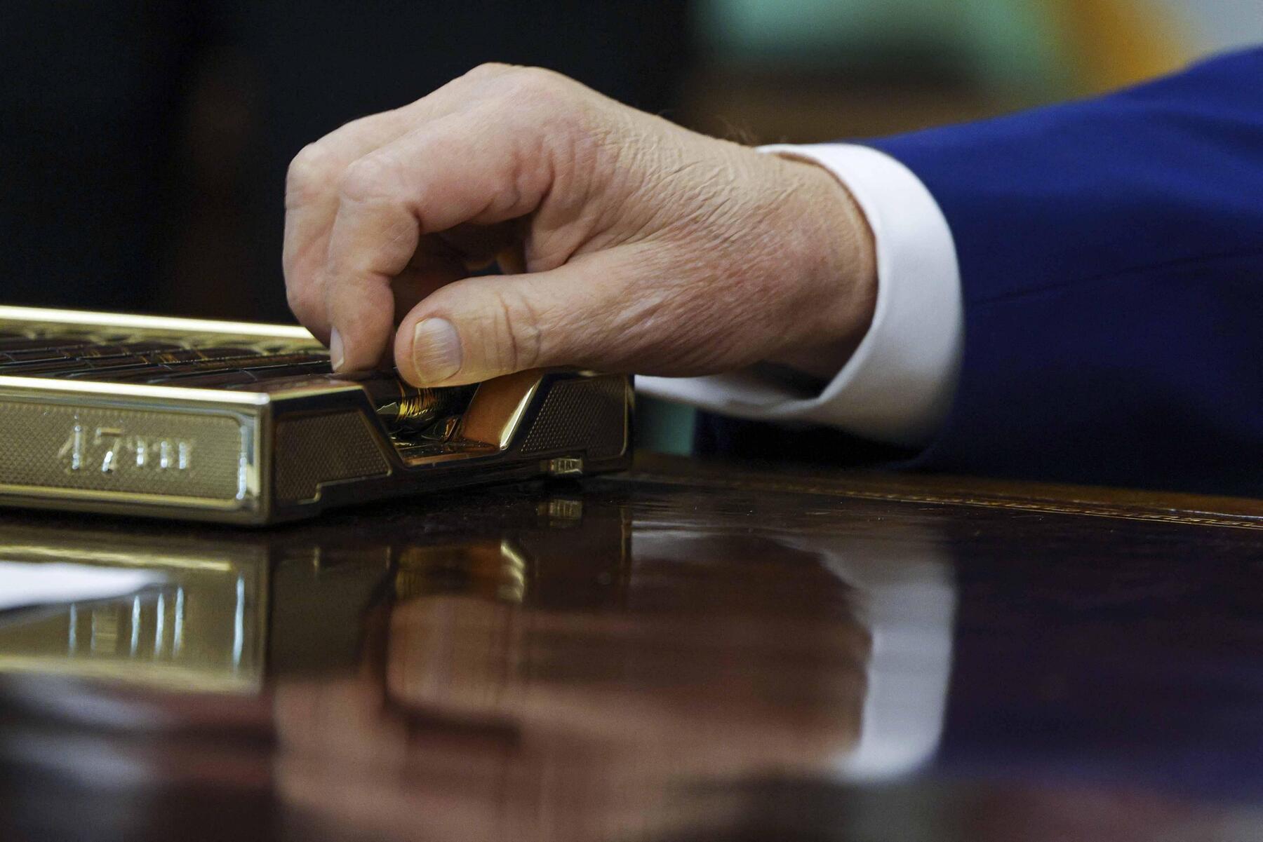 Trump begnadigt jetzt auch Unternehmen [premium]