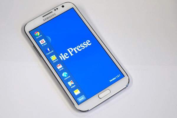 Samsung bietet am Note 2 eine Schnellzugriffs-Leiste für Apps, die am Bildschirmrand eingeblendet werden kann.
