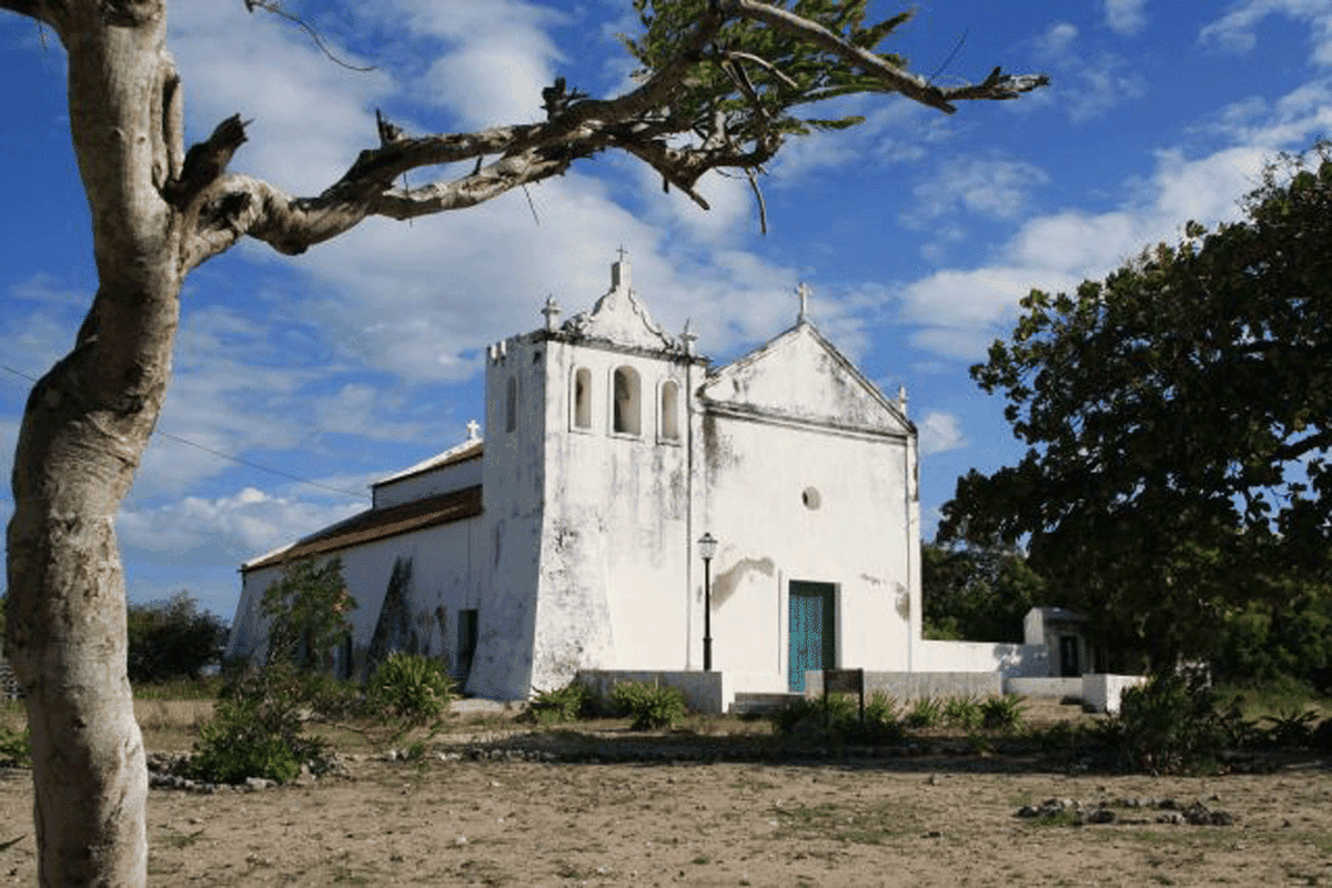 Auf dem Inselchen Ibo hinterließen die Portugiesen zahlreiche Bauten.