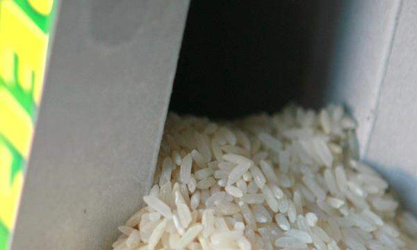 Das iPhone in eine Schüssel mit Reis zu legen, ist nicht empfehlenswert, sagt Apple.