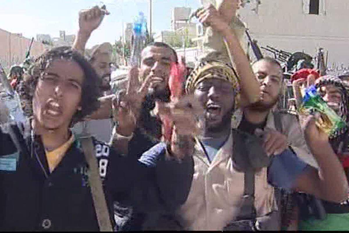 Auch in Gaddafis befreiter Heimatstadt Sirte ...