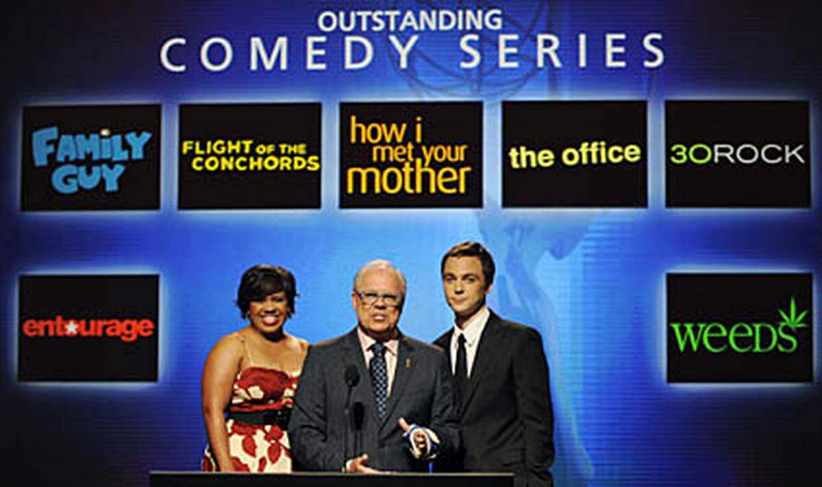 In der Kategie beste Comedyserie im Hauptabendprogramm muss sich "30 Rock" gegen "How I Met Your Mother", "The Office", "Weeds", "Entourage", "Flight Of The Concords" und gegen die Zeichentrickserie ...