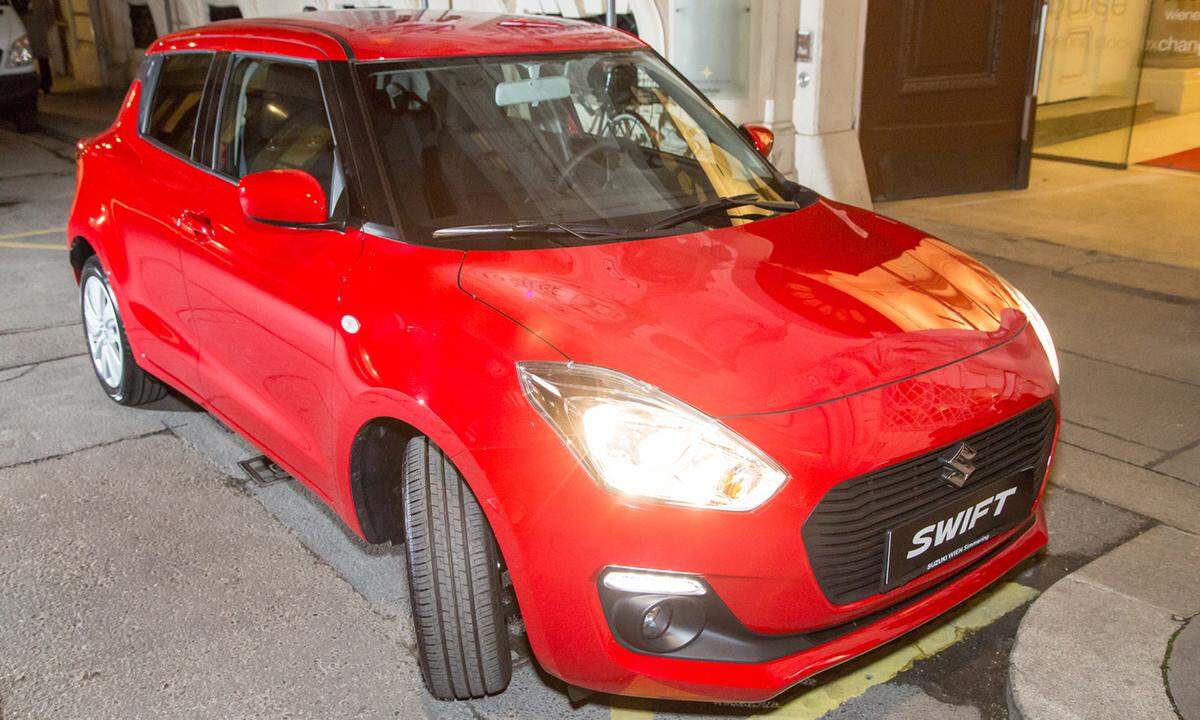 Der Suzuki Swift wurde ihr am Dienstagabend wurde ihr bei einer Feier in der Wiener Börse überreicht.