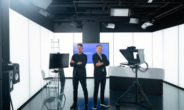Michael Fleischhacker und Armin Wolf im „Presse“-TV-Studio. 