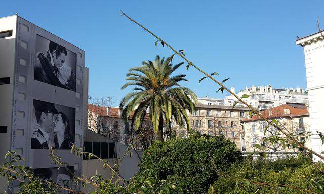 Film ist in Cannes überall, etwa in Form von Wandbildern.
