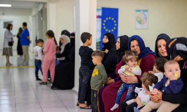 Seit 2016 hat die Union sechs Milliarden Euro für die Betreuung syrischer Flüchtlinge in der Türkei aufgewendet und damit Projekte wie dieses Gesundheitszentrum in Sanliurfa im Südosten des Landes finanziert.