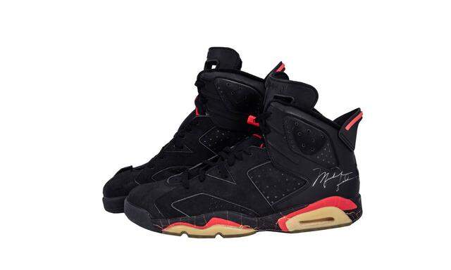 Michael Jordans Sneakers, die er im NBA-Finale 1991 getragen hatte, kommen unter den Hammer.