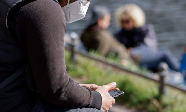 Wer gegen politische Gegner polemisiert, wird von den Gesinnungsgenossen besonders gern gelesen. 