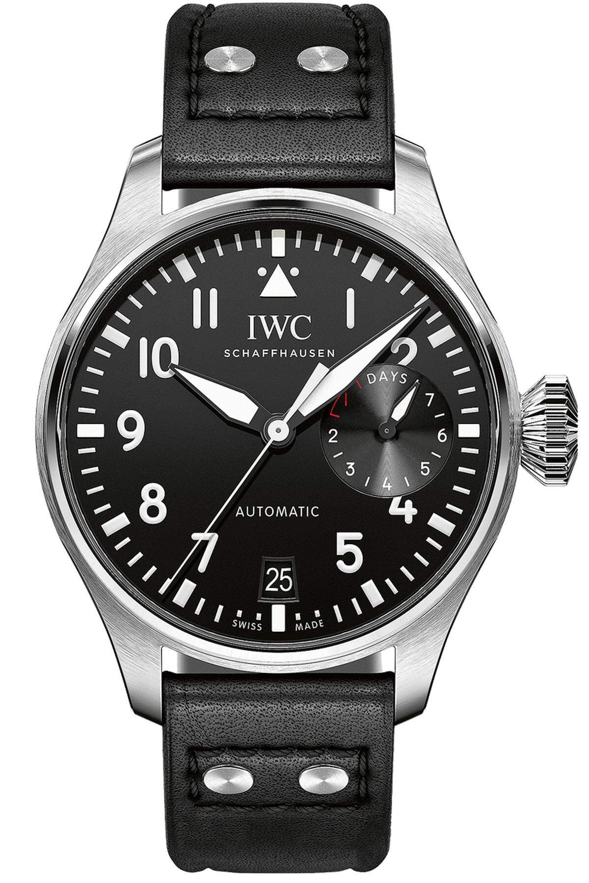 Groß, martialisch und dennoch so elegant. Das Beste aus zwei Welten! Im 46-mm-Stahlgehäuse tickt ein Automatikkaliber der IWC mit sieben Tagen Gangautonomie. Preis: 13.600 Euro.