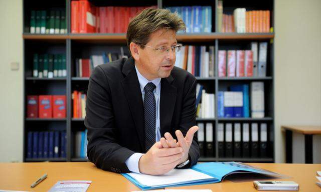 Wolfgang Taucher, Direktor des Bundesamts für Fremdenwesen und Asyl