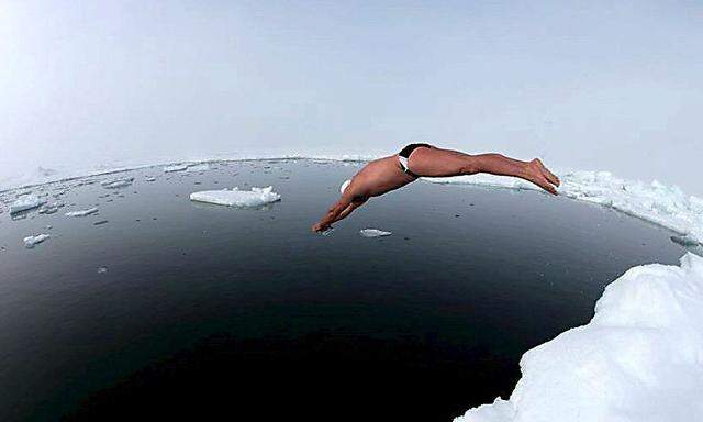 Warum nicht: Schwimmen am Nordpol