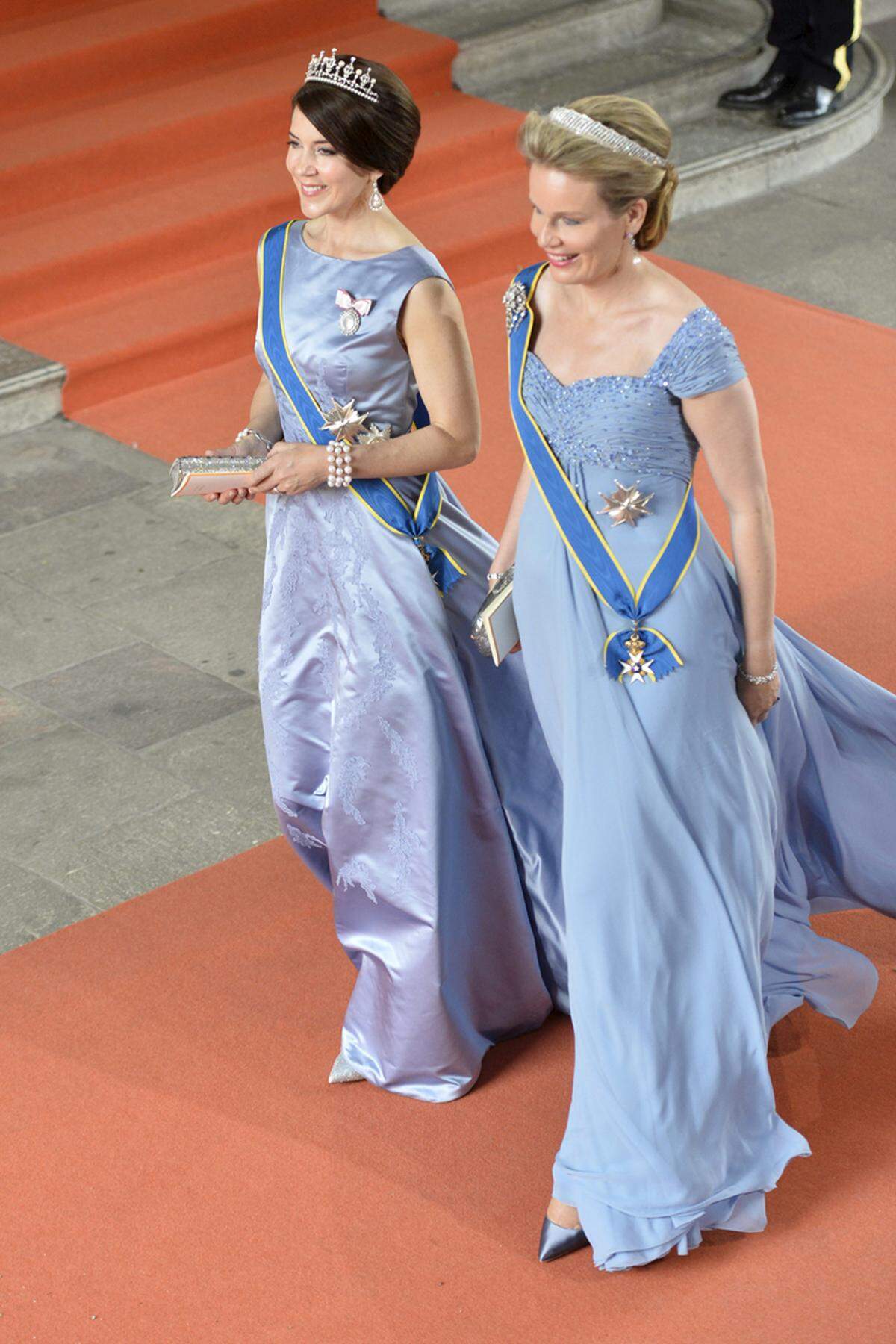Kronprinzessin Mary und Königin Mathilde von Belgien.