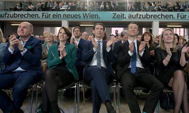 Ein Foto vom 36. Landesparteitag der ÖVP im Februar 2020 in Wien. Sebastian Kurz wird am Samstag als Bundesparteiobmann der Volkspartei wiedergewählt. 