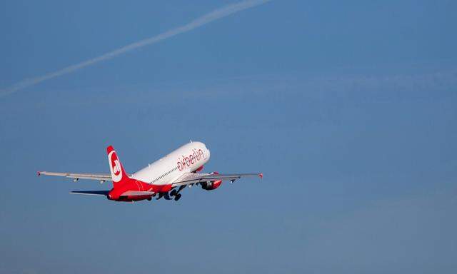 Flug ins Ungewisse: Die Zukunft der Air Berlin hängt an einem neuen Investor.