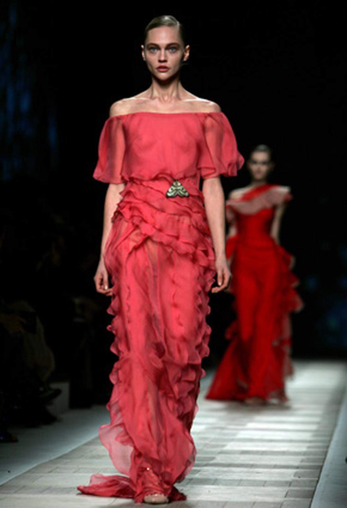 Valentino: Paris. HW 10/11