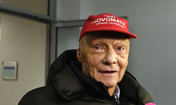 LAUDA INFORMIERT NIKI BELEGSCHAFT UeBER DEN KAUF