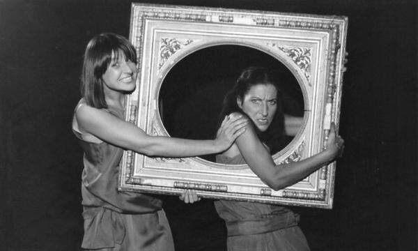Barbara Klein (l.) und Krista Schweiggl vereinten ab 1984 als Chin & Chilla Feminismus und Kleinkunst.