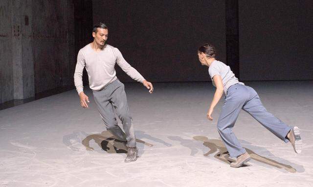 Getanzte Lyrik. ­De Keersmaeker choreografiert Rilke.