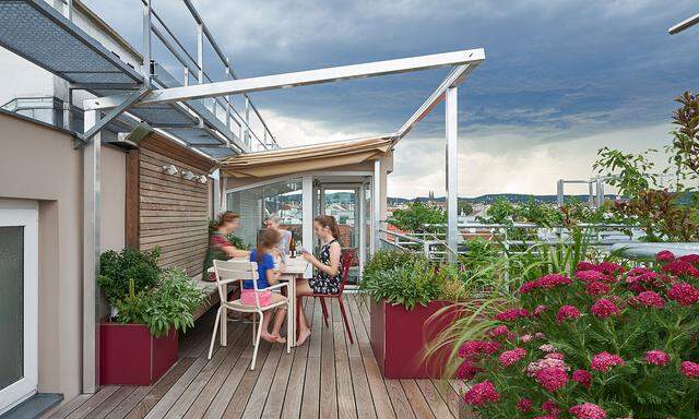 Wunschtraum Dachterrasse: Robuste Pflanzen und Materialien machen die Frischluftoase pflegeleicht.