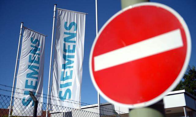 SIEMENS Betriebsrat Adler Arbeitsrechtler Ebert