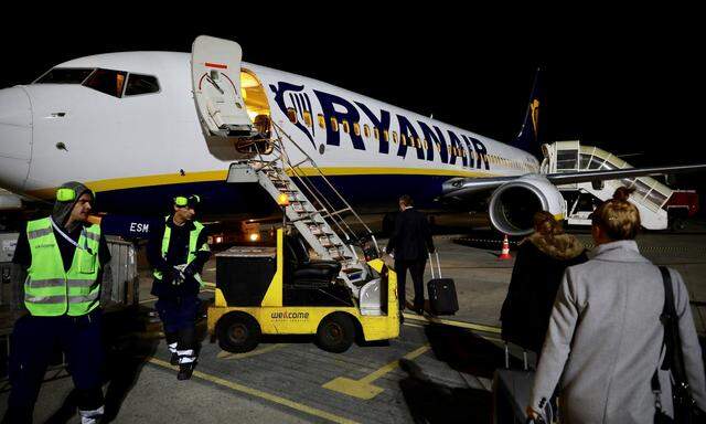 Ryanair strich Tausende Flüge - angeblich wegen fehlerhafter Dienstpläne.