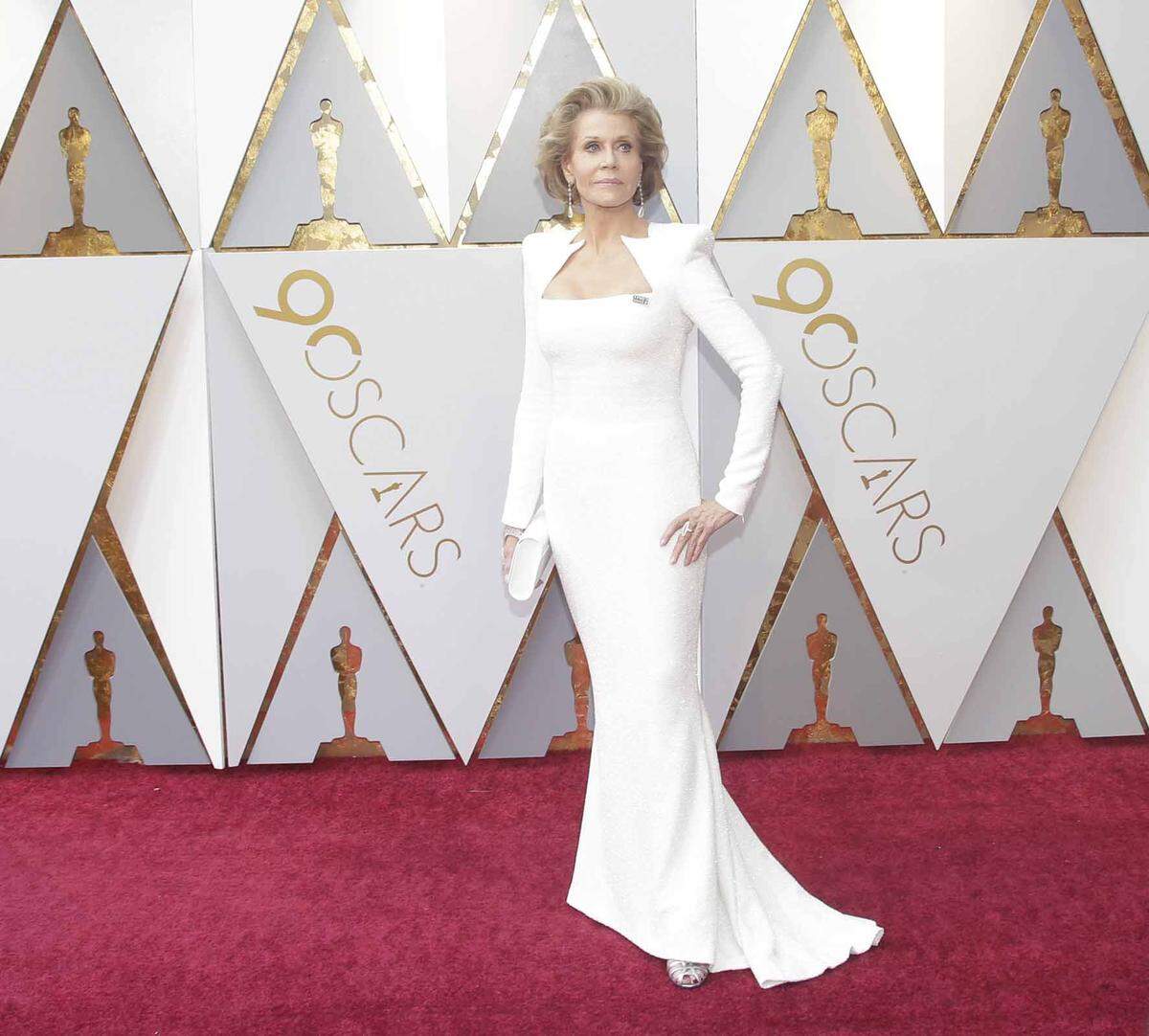 Jane Fonda in Balmain ebenfalls.