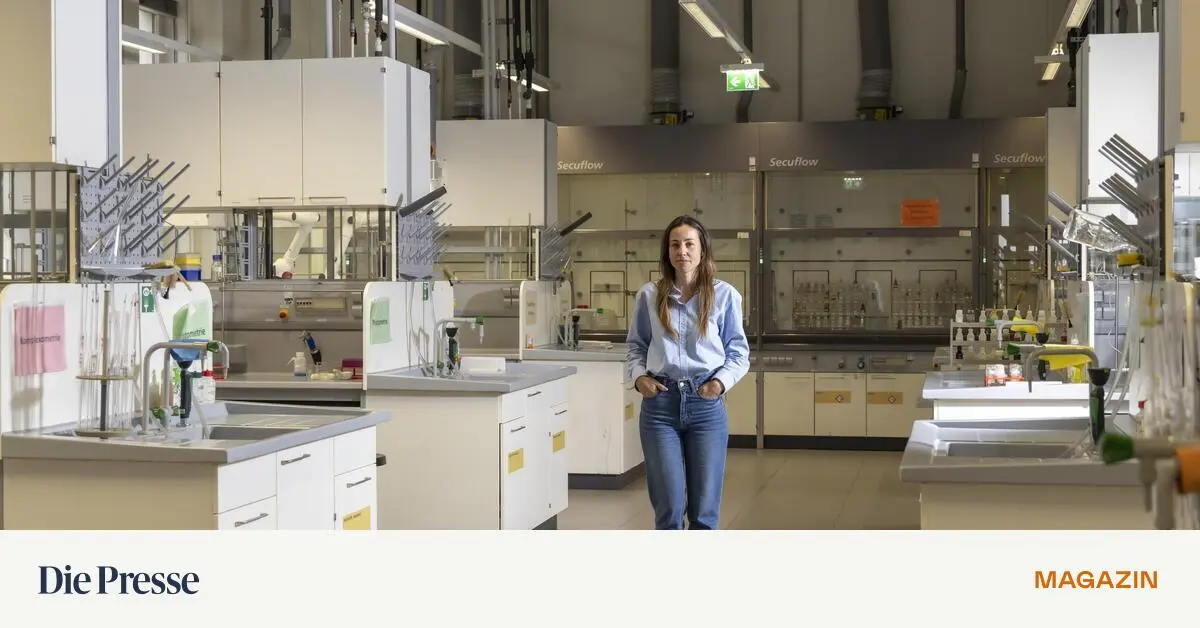 Wie-werden-wir-Mikroplastik-los-Frau-Gonzalez-de-Vega-premium-