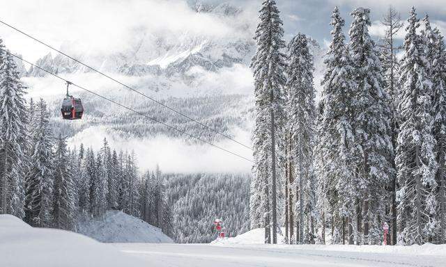 Die aktuelle Schneelage in Südtirol ist gut wie hier im Pustertal.